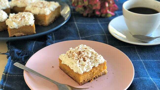 Pumpkin Bars With Cream Cheese Frosting